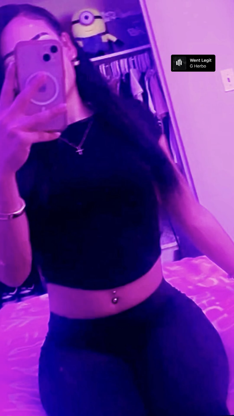 Who got nudes? DM US #1bz7Vq5a