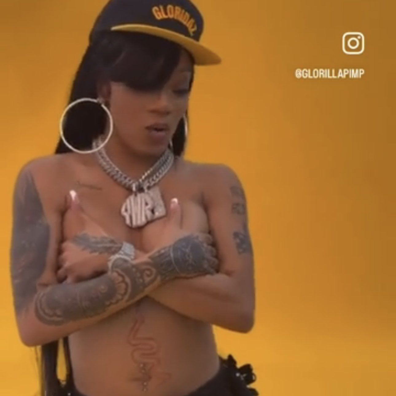 GLORILLA twerk compilation #2Bbg3Lk2