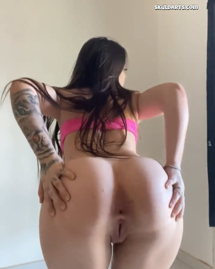 Beautiful College slut with tight pussy and big ass and big tits #2heldg5o