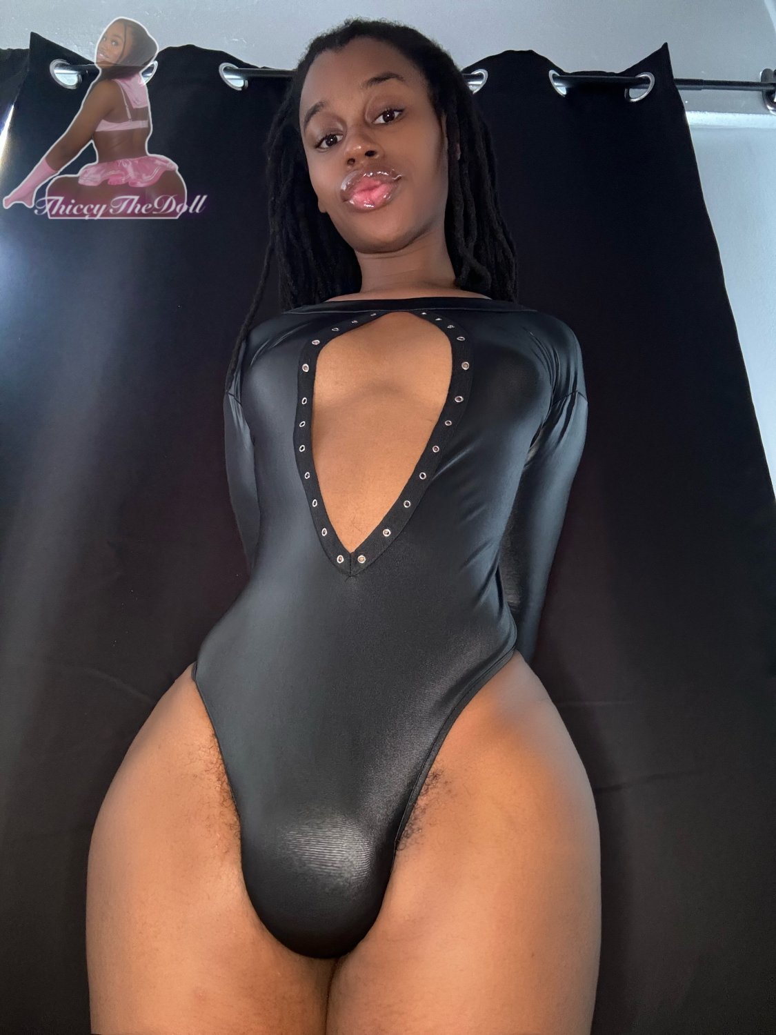 The way I’ll be sucking her dick us crazy 😭😜😋 #4khTMk3O