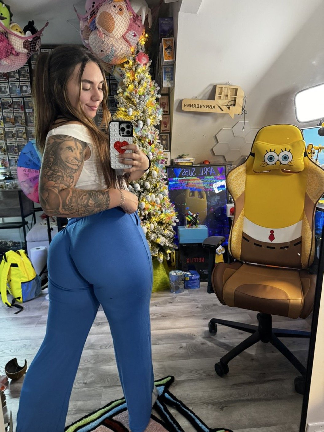 Sexy thick influencer Abby😍😍🍑👅 #4oiaYIMr