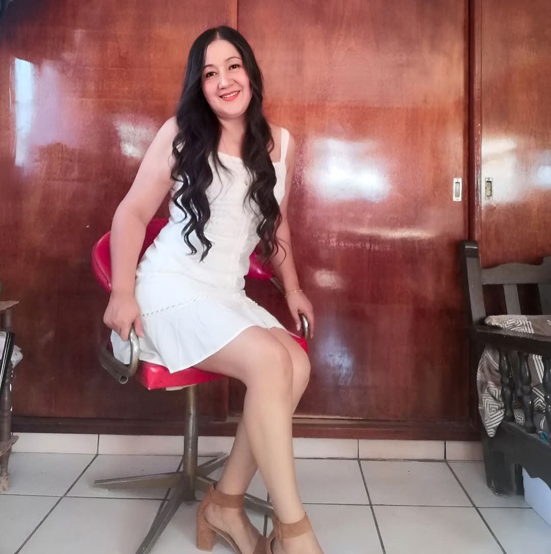 My sexy Latina aunt(part 1) #4sKYdrXA