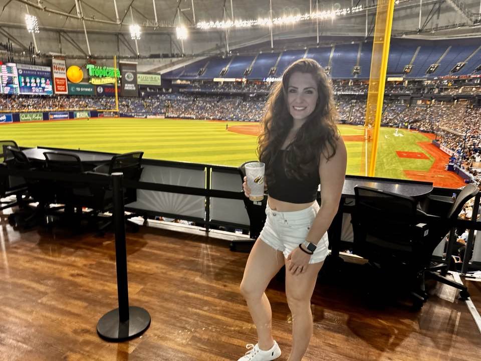 HOT WIFE #5ENdBHg0