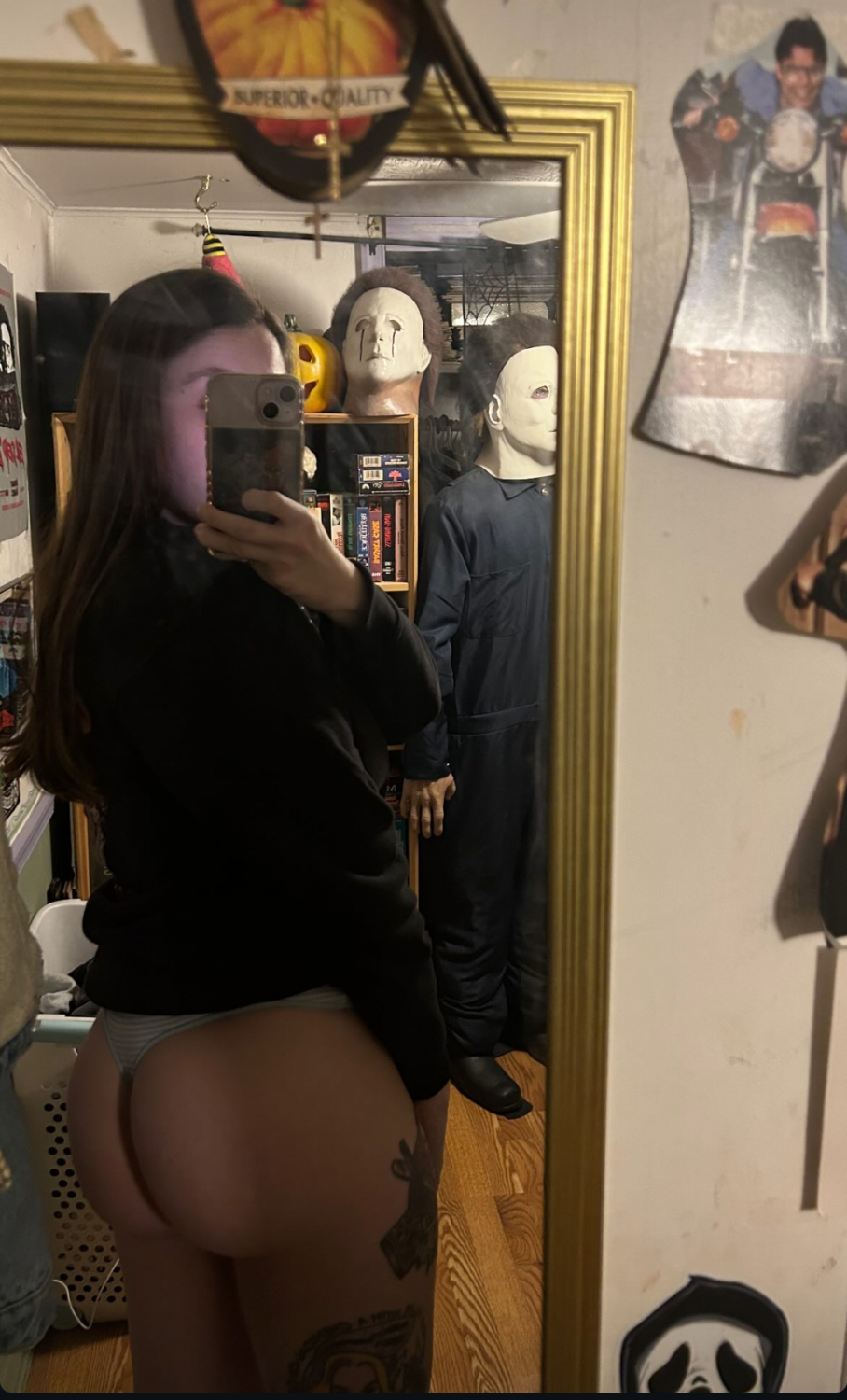 Damn Emma's tits just seem to be getting bigger. That ass tho....holy shit.🥵🥵🤤 #5sStdHnM