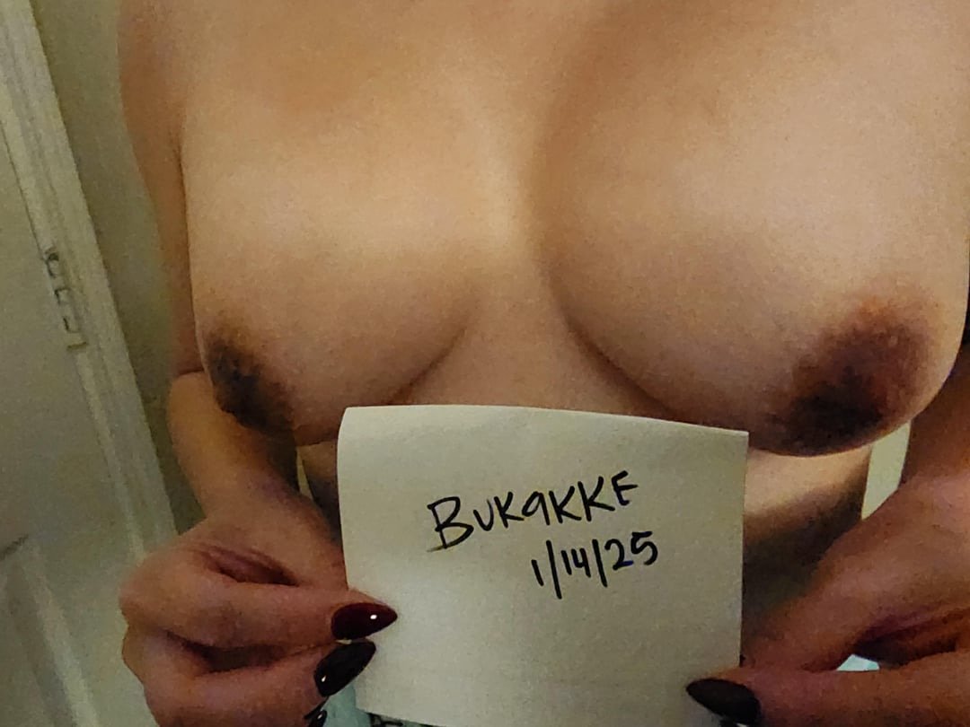 Asian slut loves being spit roasted #70QPfOf6
