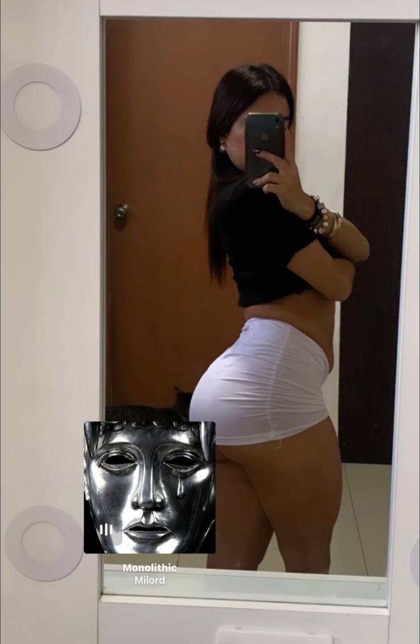 Latina IG Thot loves to show her ass #7YMk6j8E