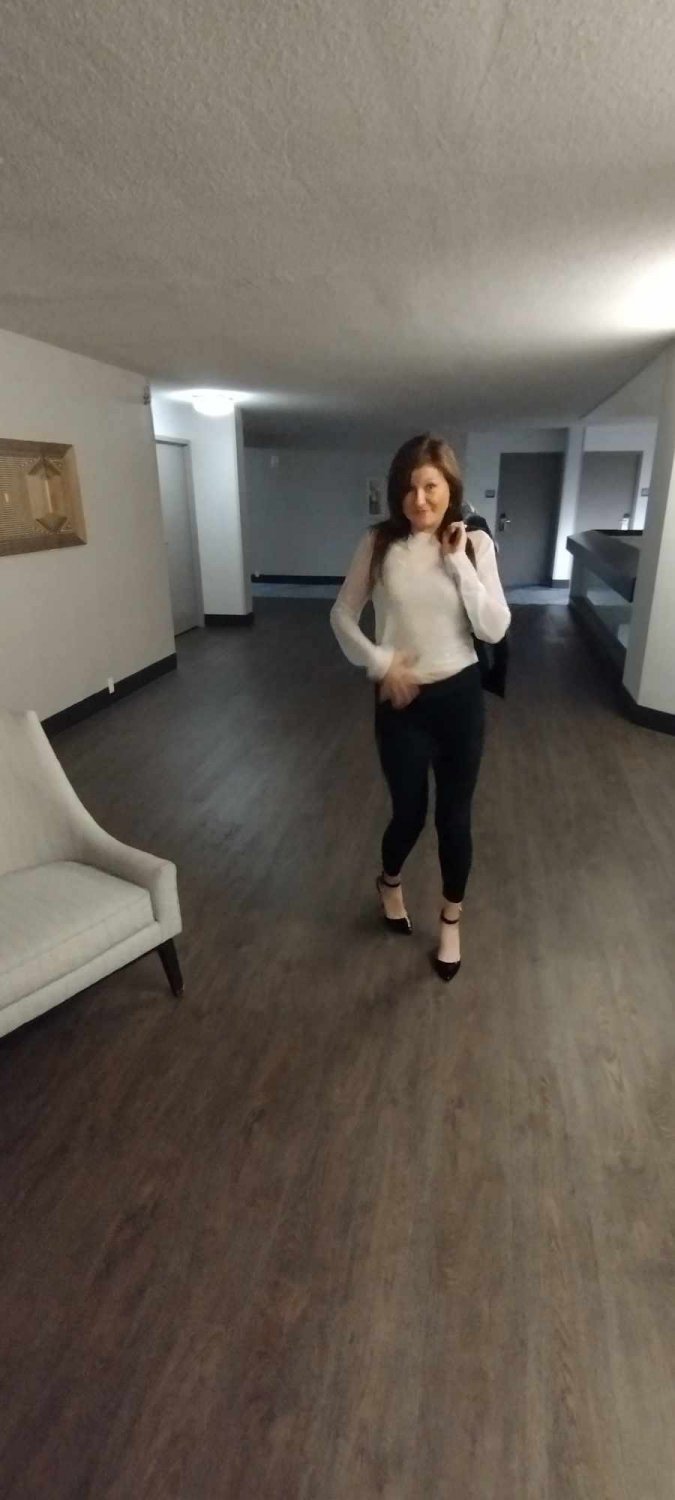 HotWife Shared #8imiephn