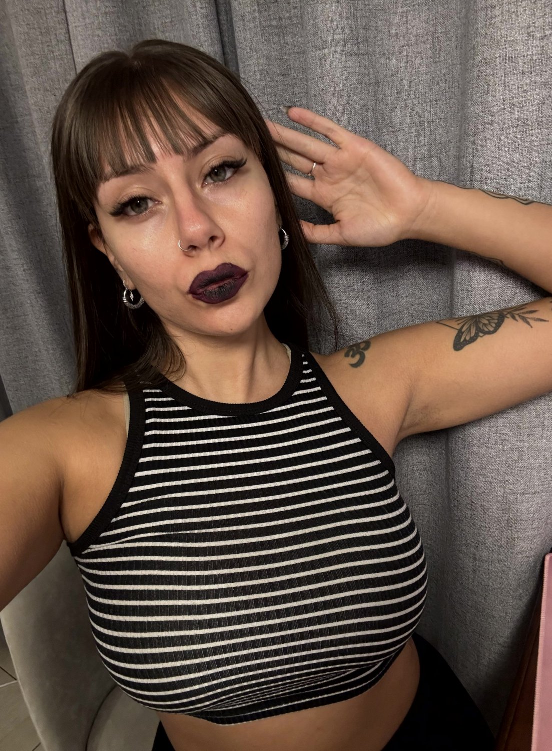 Horny as fuck sending nudes to everyone who like this #8PsMCfJt