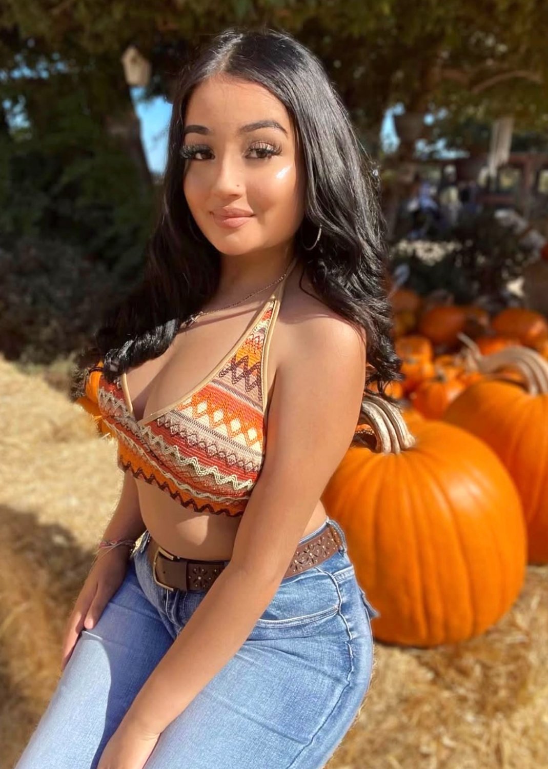 Thick petite latina teen loves showing off her perfect thick body.. cover her in cum #a0TLNKcZ