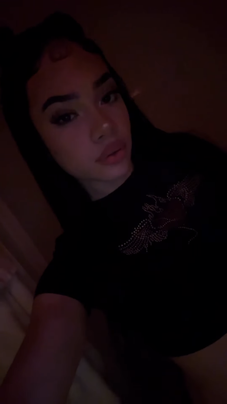 Who got nudes? DM US #a9n5m4ow