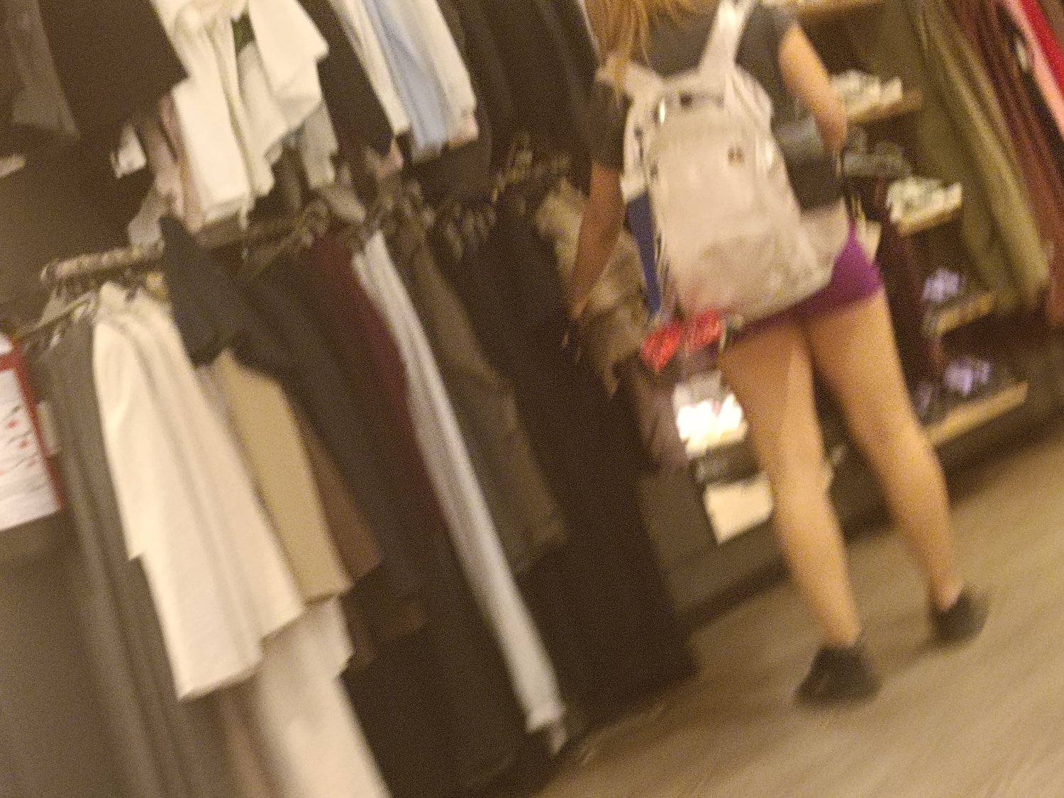 Puta rica y culona en Galerías Monterrey #ABSlwtGM