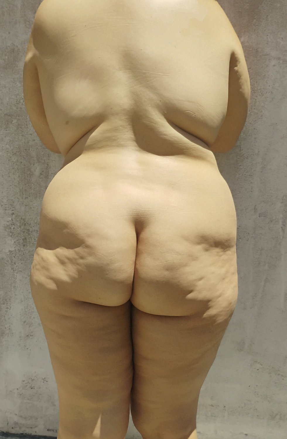 Corno mandou a esposa vadia do rabo gordo pra nós foder ela na punheta #Ade74bni