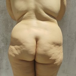 Corno mandou a esposa vadia do rabo gordo pra nós foder ela na punheta