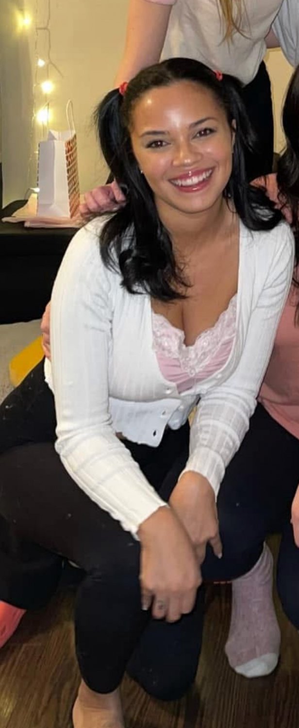With big tits like that it was only a matter of time before her nudes got leaked #AHaua4wE
