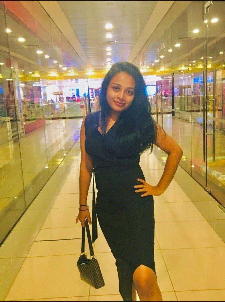 Sri Lankan Girl #Ao8Yu9UK