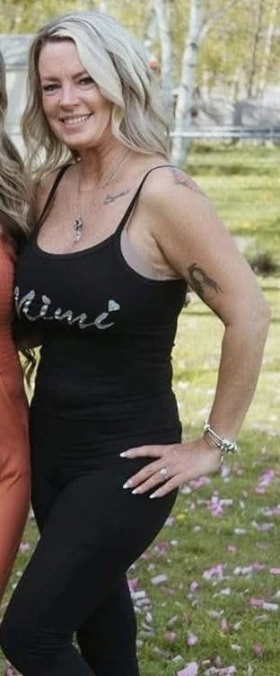 While she’s not “nude”, I’m glad Angelia didn’t use pasties for her big ass painted MILF tits #aoV7SJW7