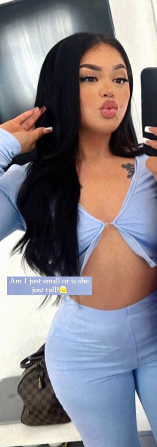 Perfect thick phat ass latina milf loves showing off her body… cover her in cum #AqFbu8Sw