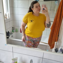 Ellie UK