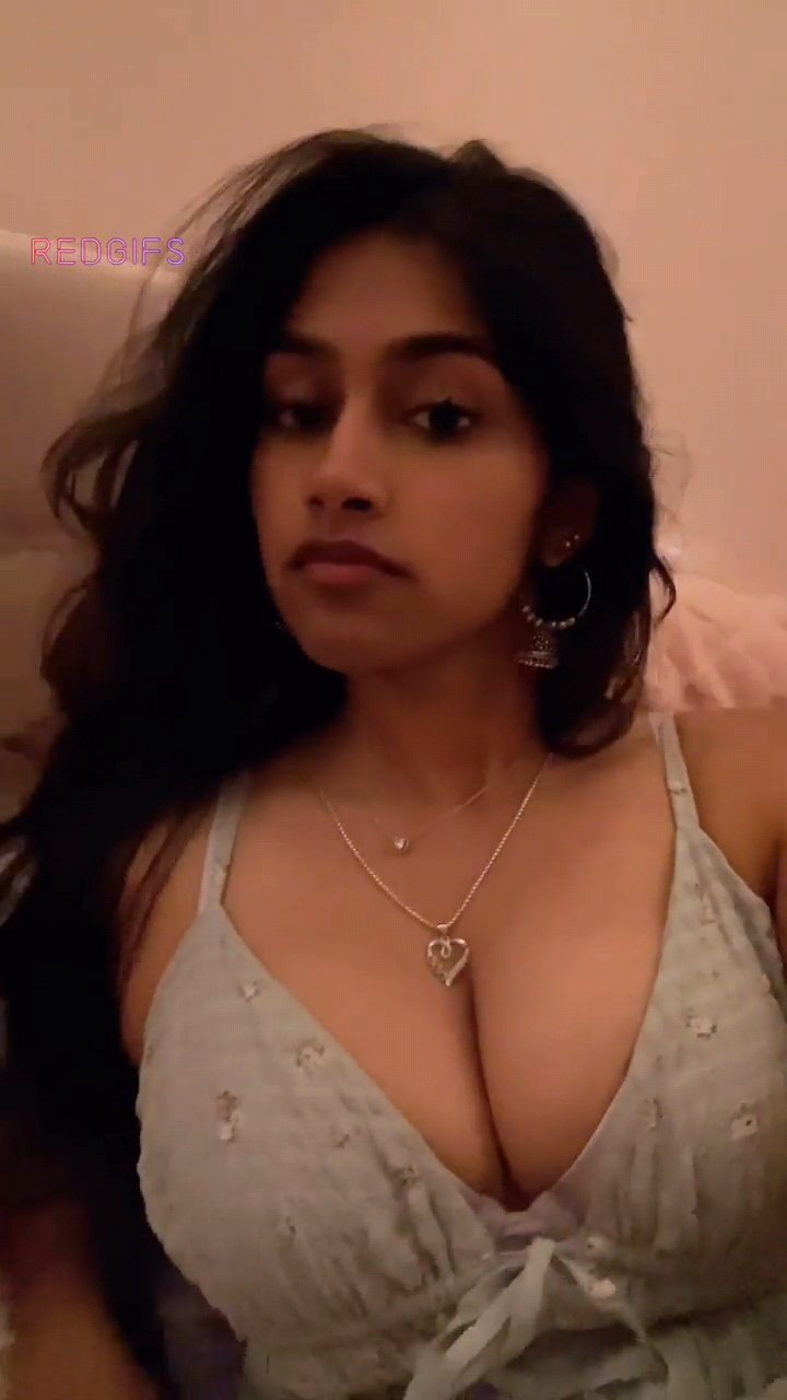 Nri Desi Busty Beauty #ba9kkq53