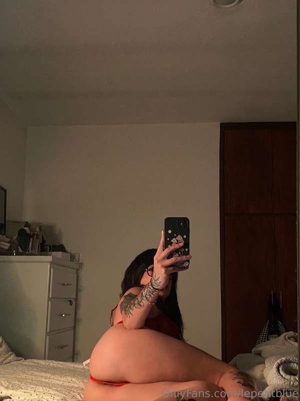 latina #bIZiKhG8