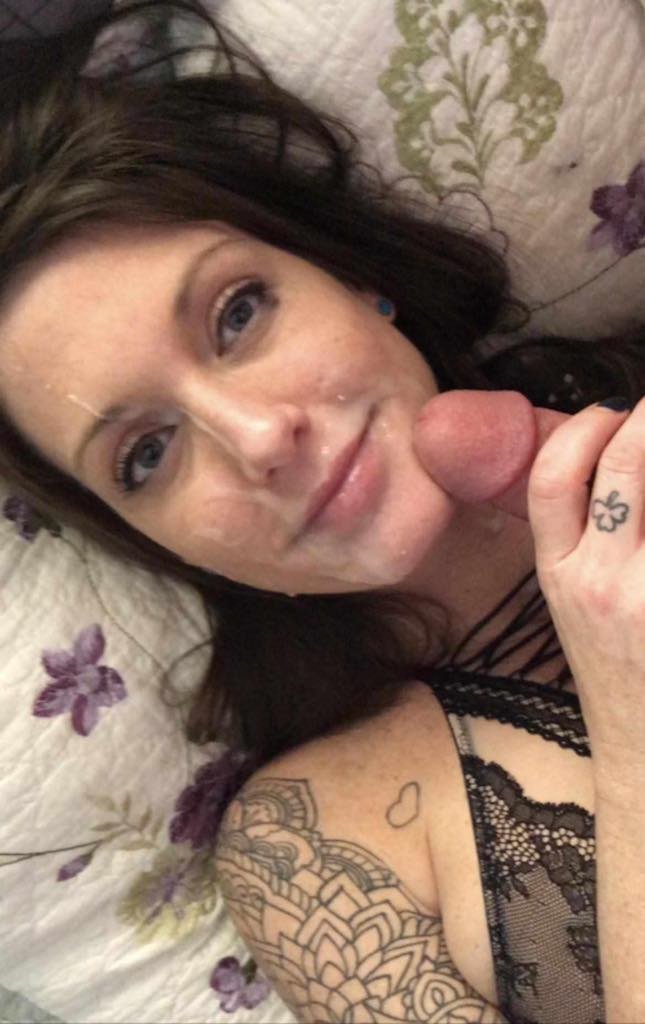 Tattoo Hot MILF Wife #bQcwhyoT