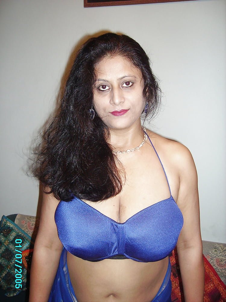Mom's friend exposing her assets #BSLvDws9