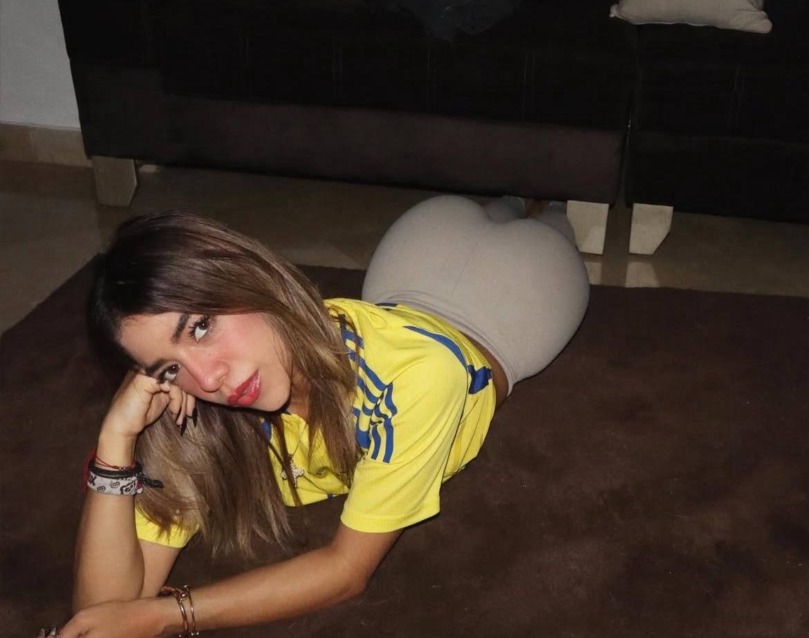 Latina IG Thot loves to show her ass #bxqN4bt9