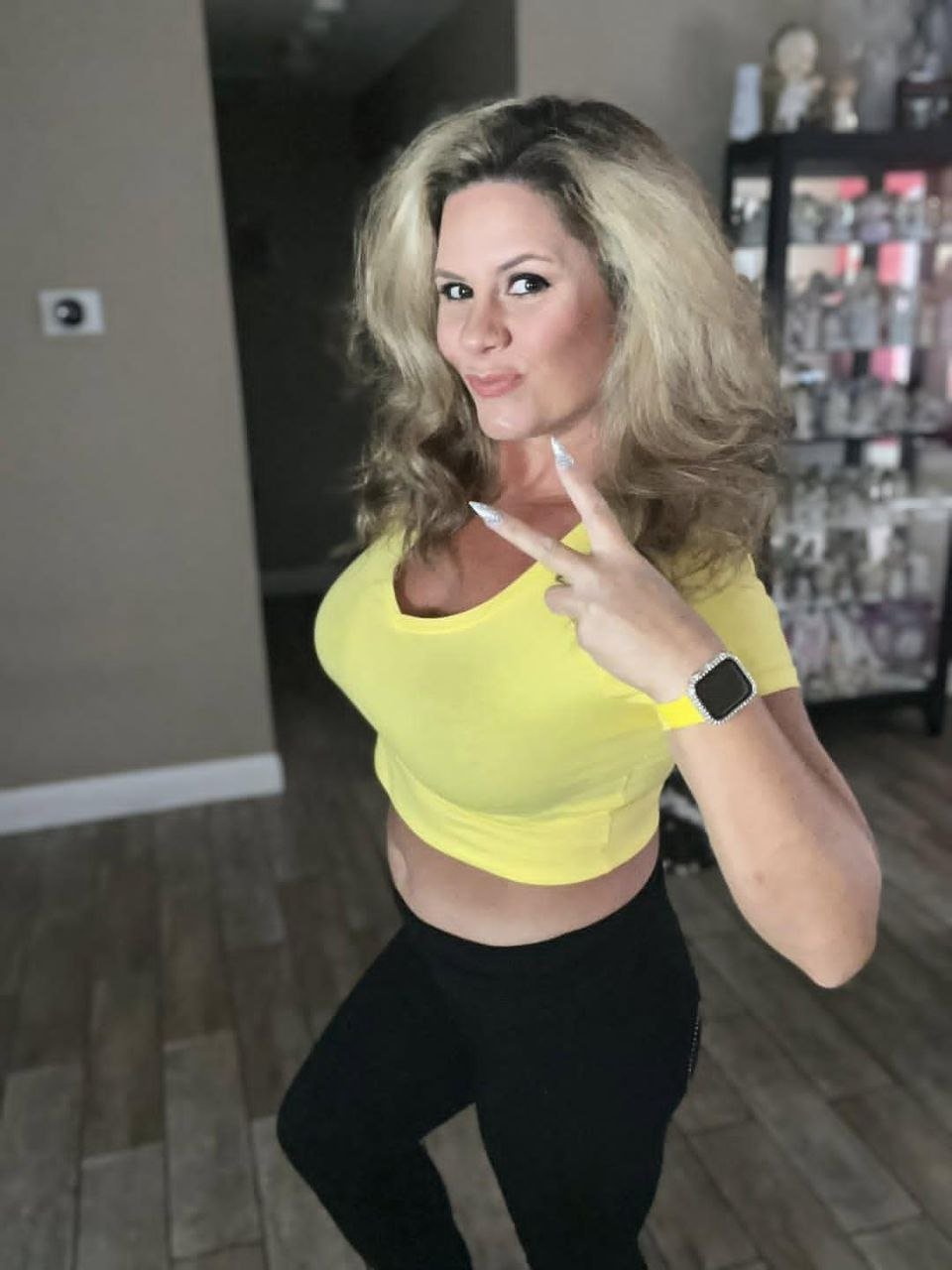 HotWife #bytxt5W8