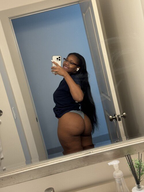 small ebony with a big ass #c71ot4MC