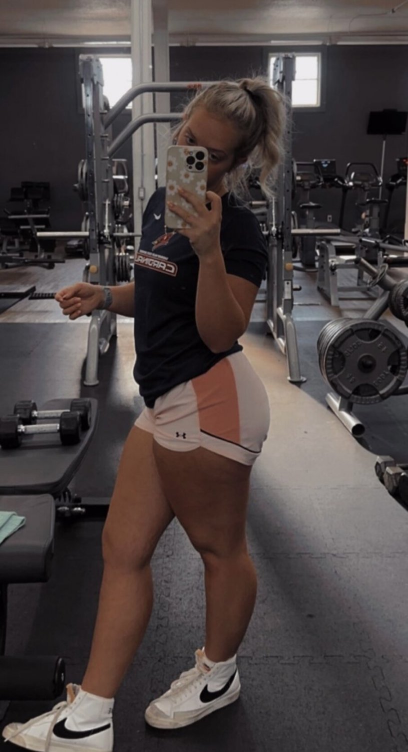 nice ass Olivia #chE8TOmk