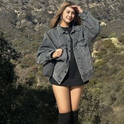 IG model nude