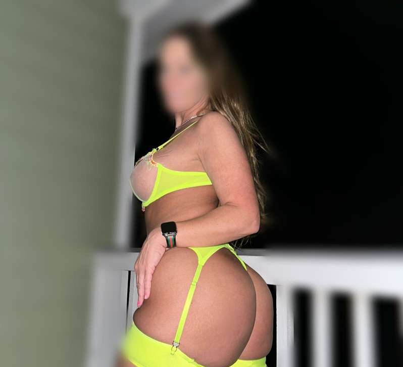 Thick milf #cSs5mR5G