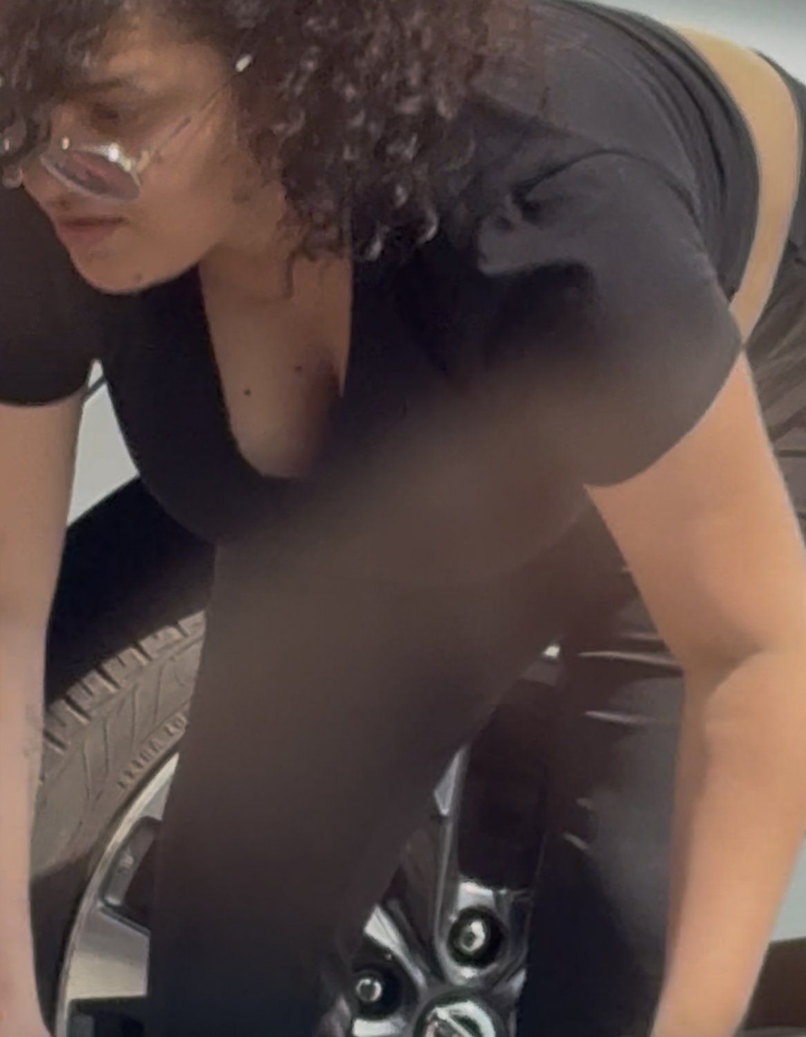 Bent over at carwash #CuRtEFx9