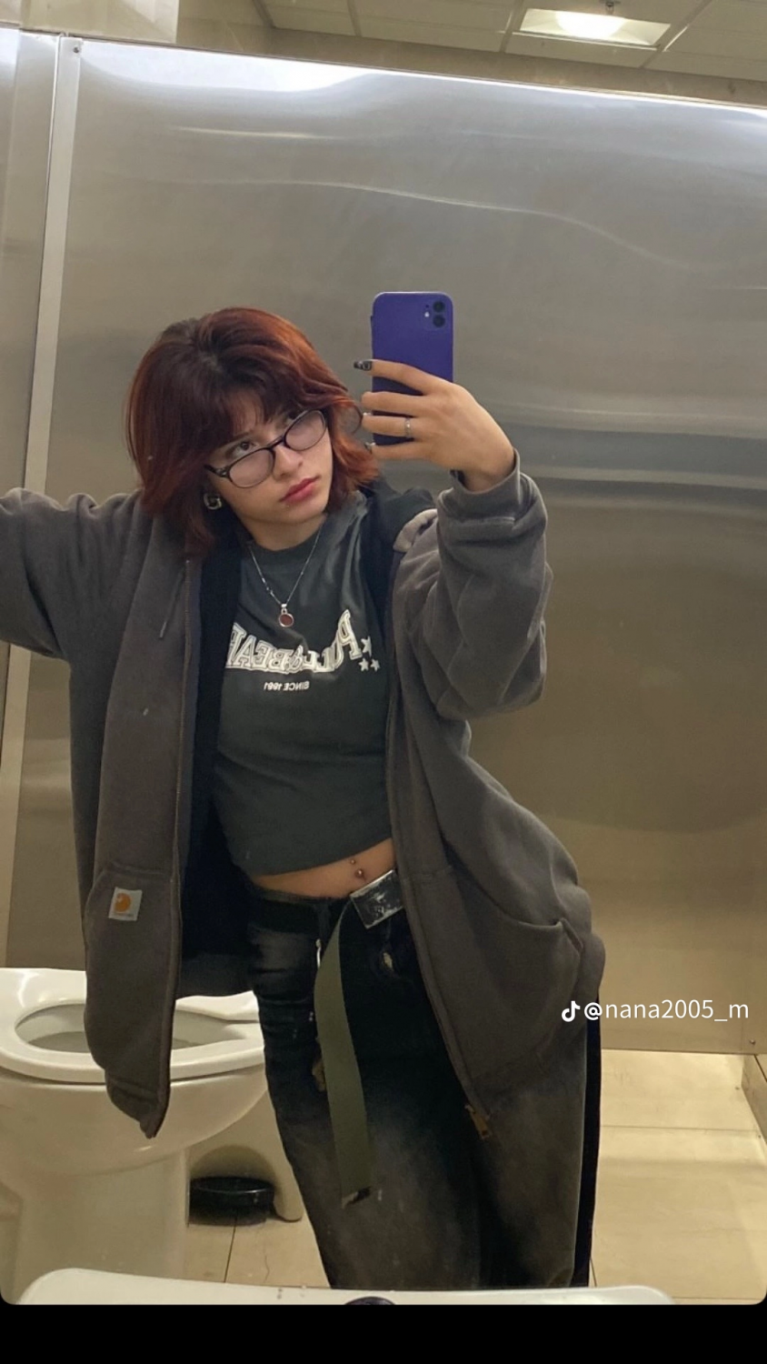 La novia de #Sasha no sabía que tenía onlyfans .. jovencita hermosa #cornudo #d1eJjcv7