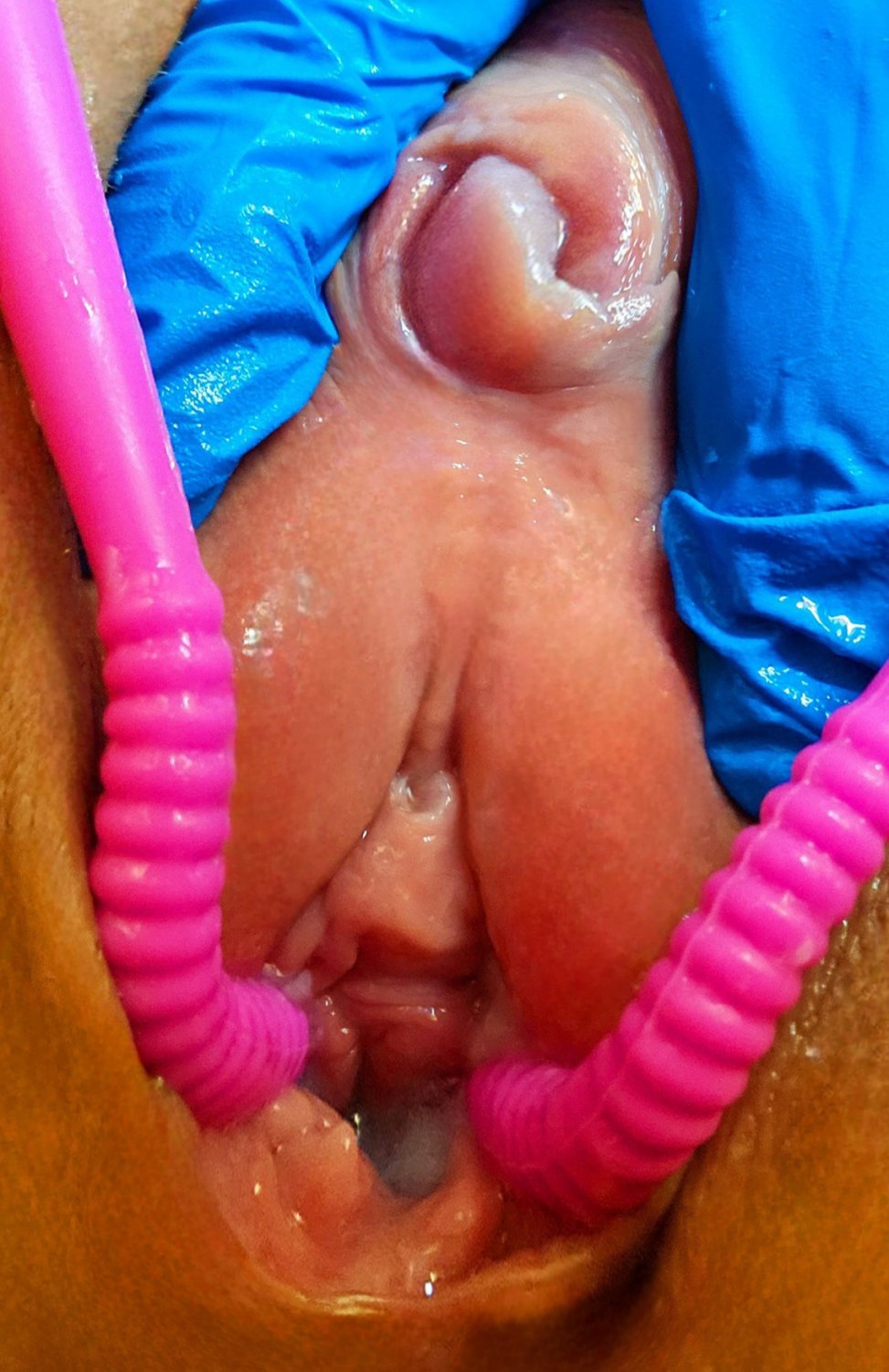 Charlotte spreading her meaty pussy hole open. Her KIK: LickMySwollenPus #DBXcWbhK