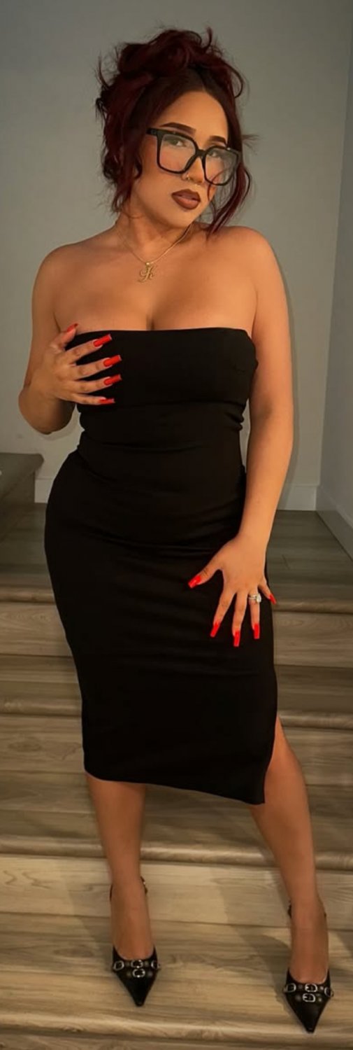 Thick petite huge ass latina slut loves showing off her perfect body.. cover her in cum #e5KLFdOw