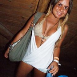 Gata surfistinha