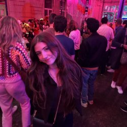 Sofia Espanha na Paris…novas perfeitas fotos de Sofia !!!
