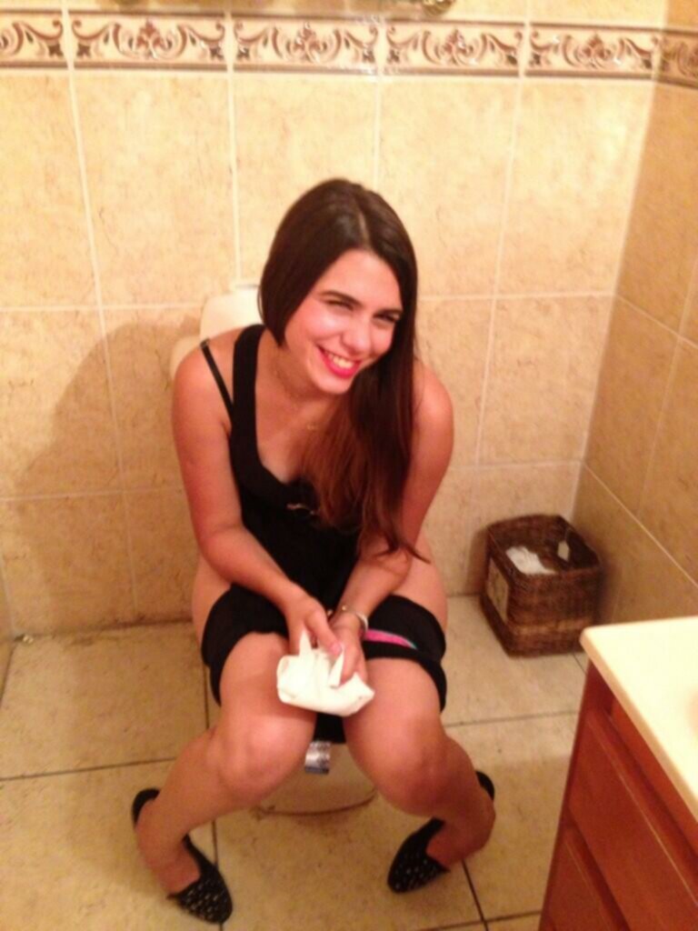 Toilet #FHrVlUed