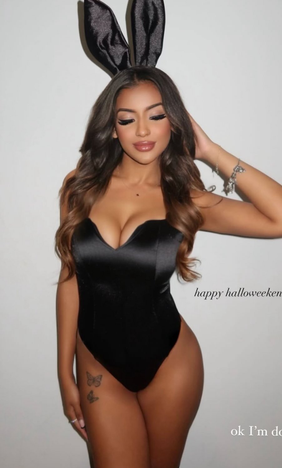 Desi brown whore needs to be twerking that ass on my white cock before I shove it in her pussy #FJFs8Sf4