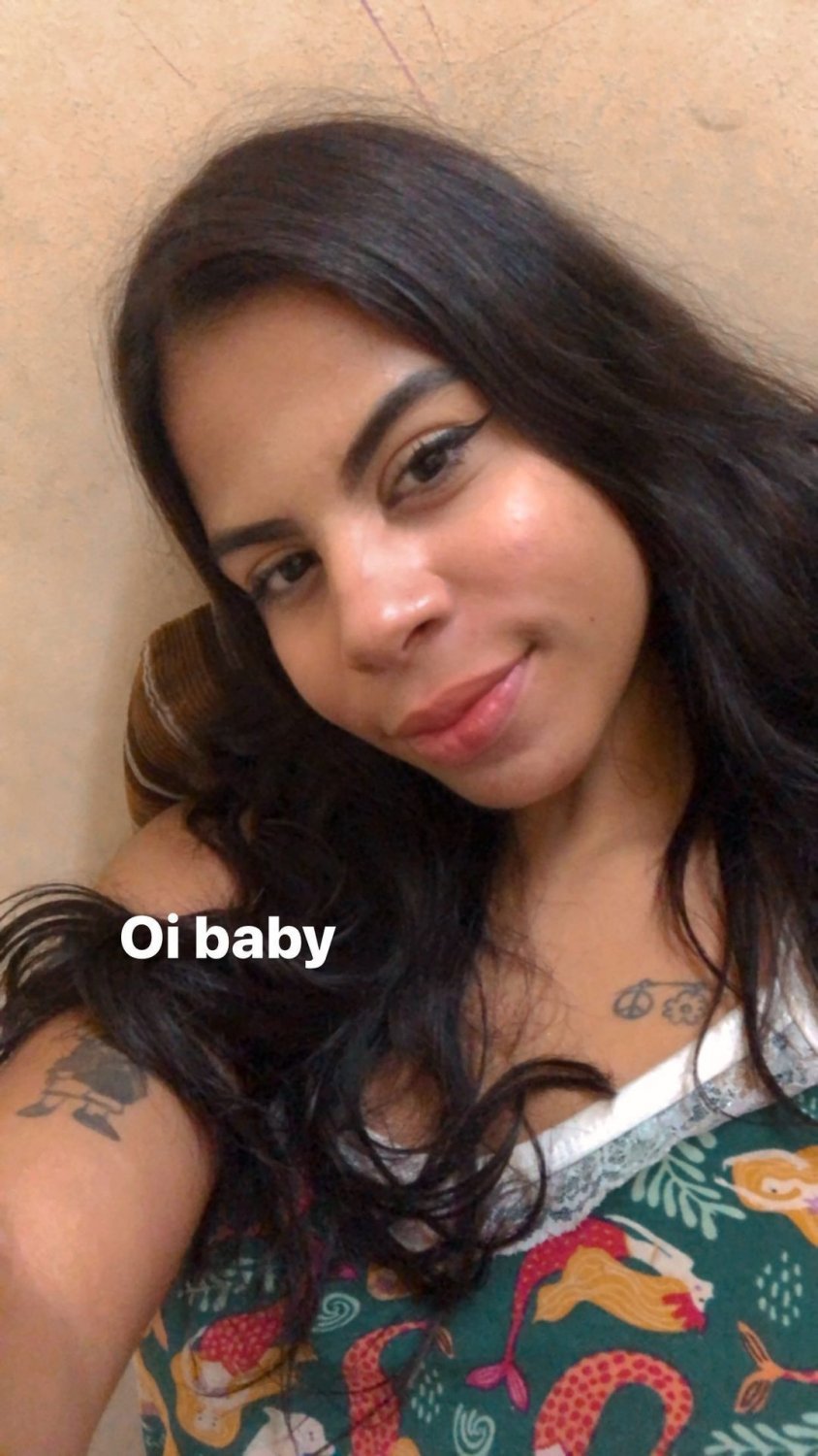 gei5agnu-1 Novinha morena Lunna com piercing na bucetinha e fudendo muito #GEi5agNU