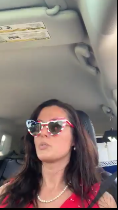 sexy milf vaping slut american glasses #H5DE5N5q