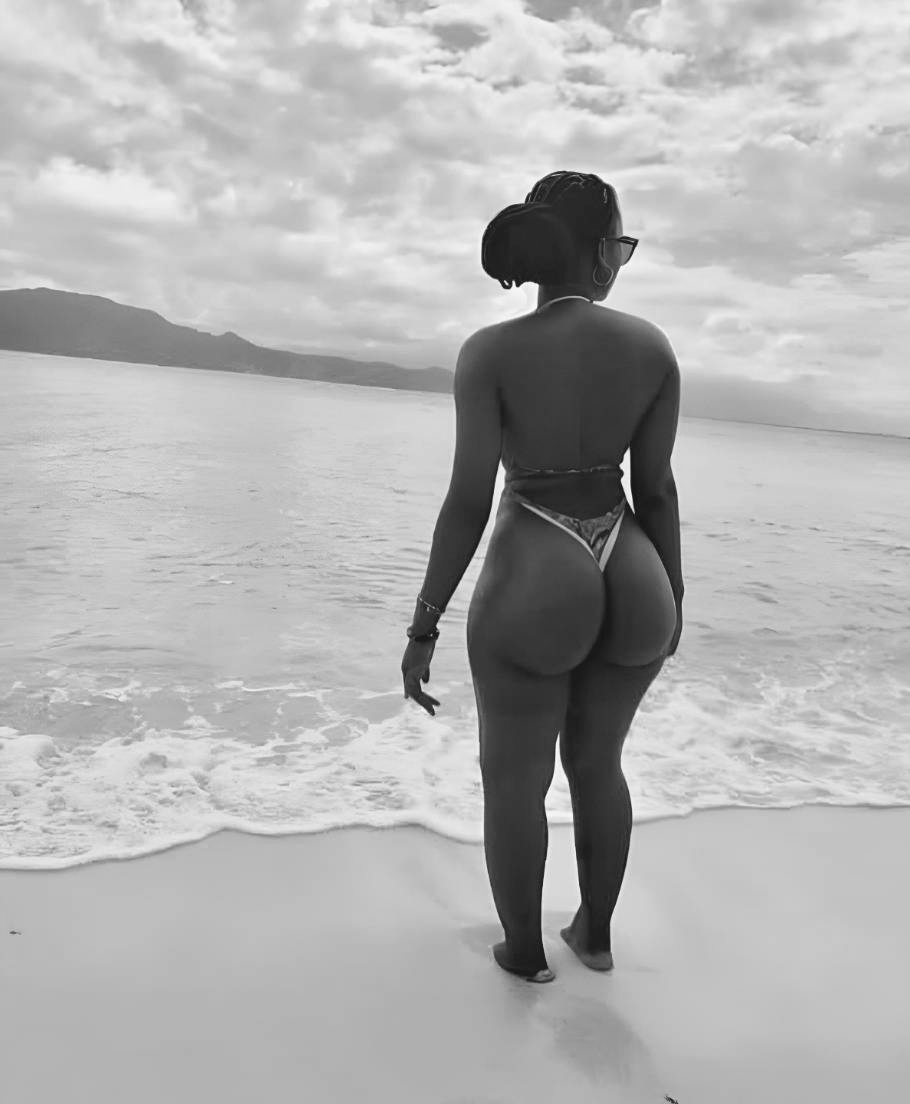 My wife's ass #Hn5Kpaem