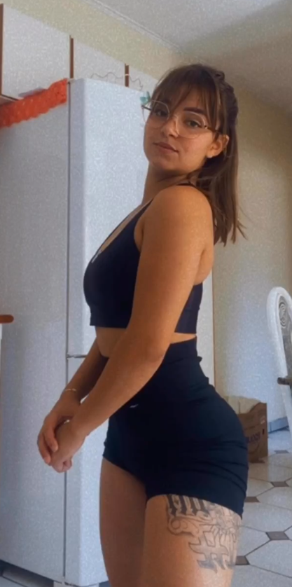 Adora exibir o Rabao #hOL33nib