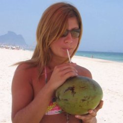 Loira carioca praiana