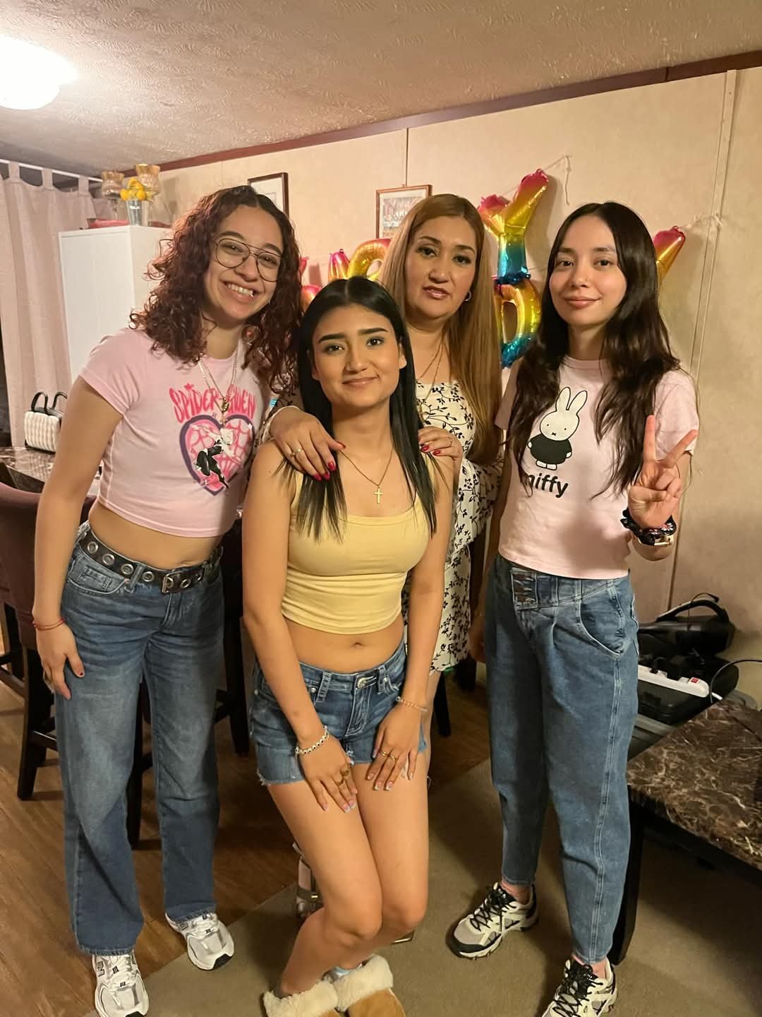 My sexy latina family #hwXvvmUz