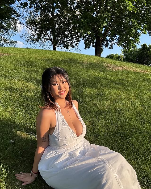 Sexy busty ABG teen Keziah #i3yFejM5