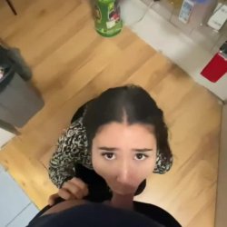 Amateur Porn – Slutty employee having sex with her married boss at work