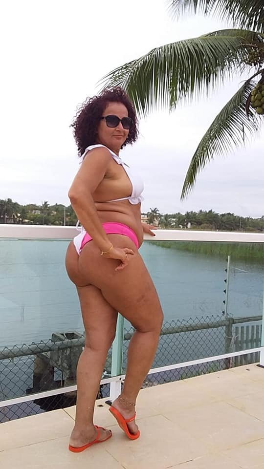 Carlinha Santos #J3WqcWVq