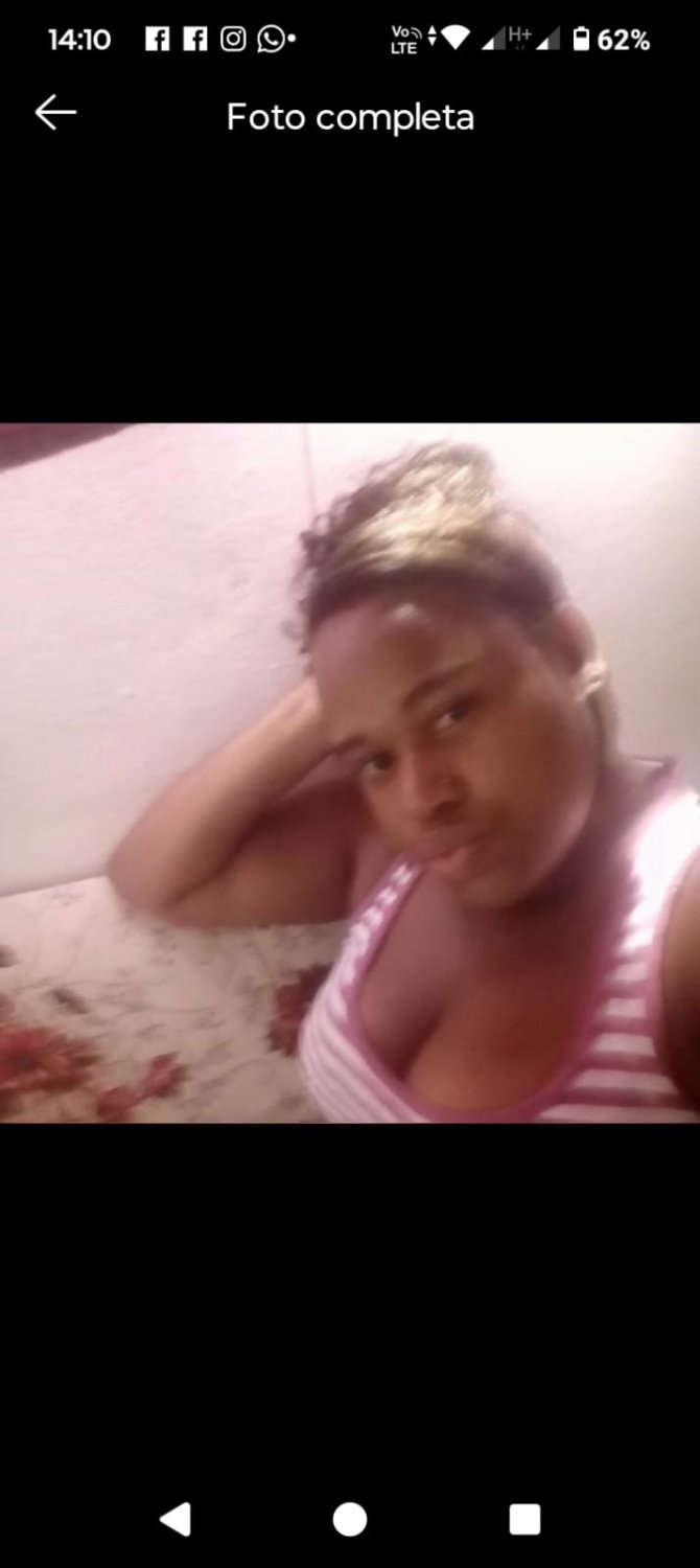 Edvhania a gostosa de Cabuçu RJ ,mandou pra mim a foto do seu gostoso bucetao #J624f02n
